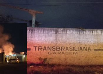 Incêndio atinge terreno onde funcionava garagem da empresa Transbrasiliana